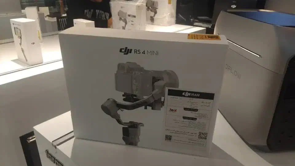 DJI RS4 MINI|دوربین عکاسی و فیلمبرداری|تهران, بهار|دیوار