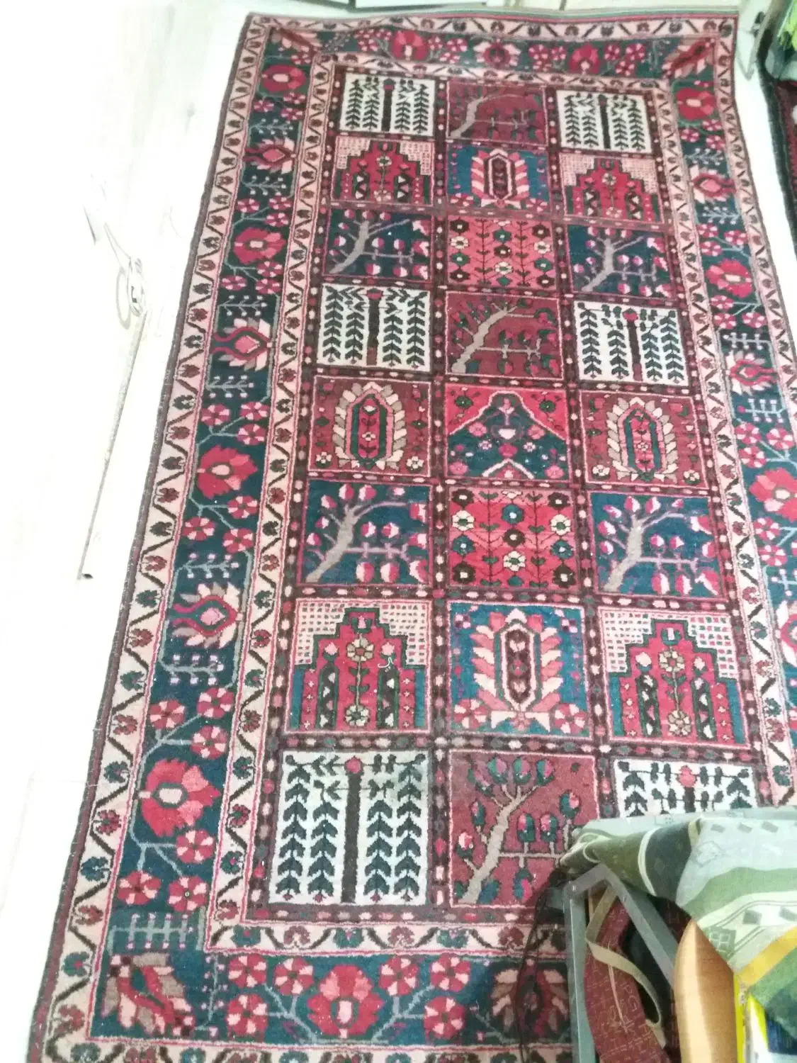 قالی کارکرده دست بافت|فرش|شاهین‌شهر, سعدی شمالی|دیوار