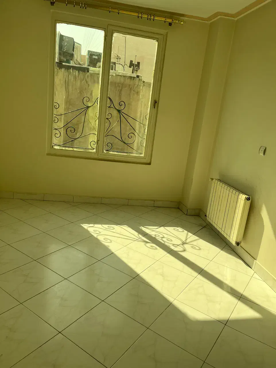 60م1خ تخلیه ط3بااسانسورغ میدان7حوض