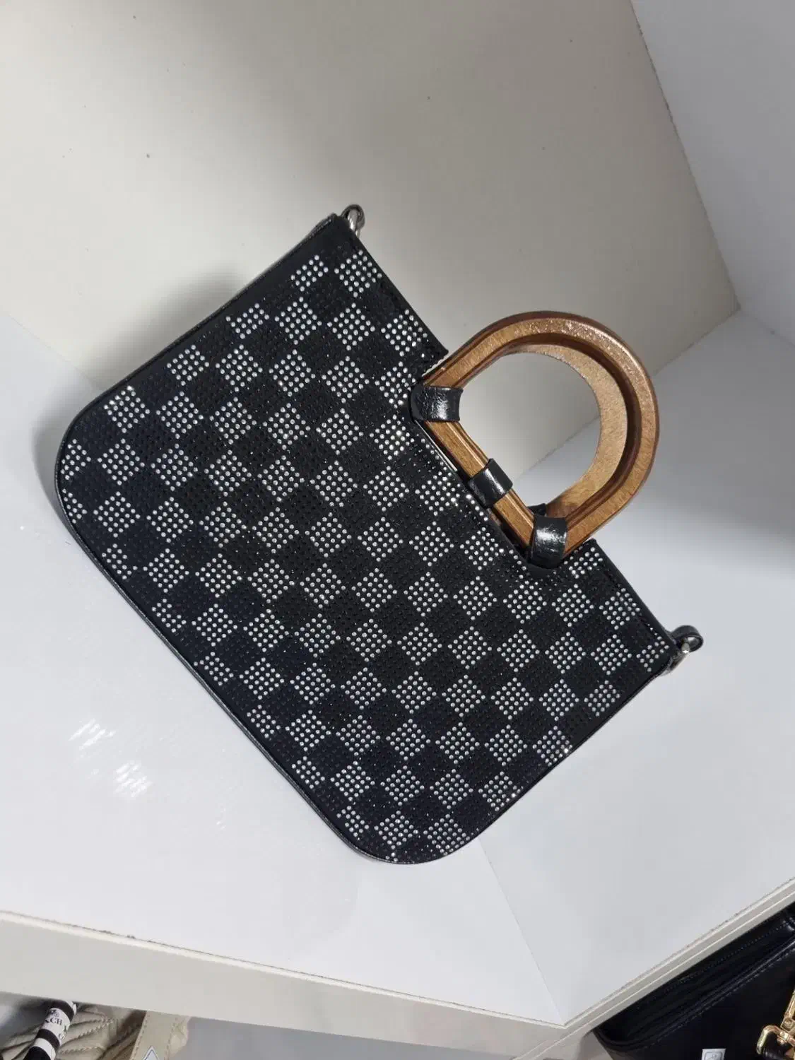 کیف|کیف، کفش، کمربند|اردبیل, |دیوار