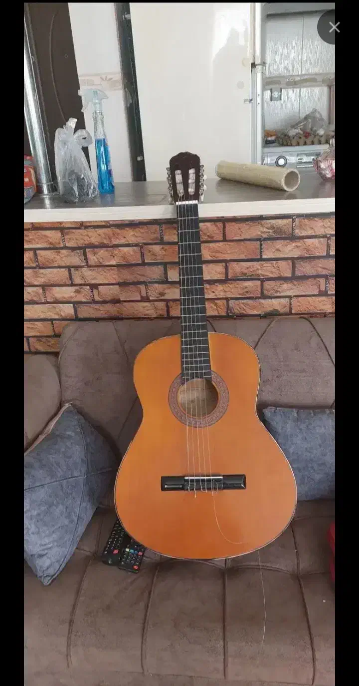 گیتار تقلبی یاماها اندونزی C70 درحد آک|گیتار، بیس، امپلیفایر|بجنورد, |دیوار