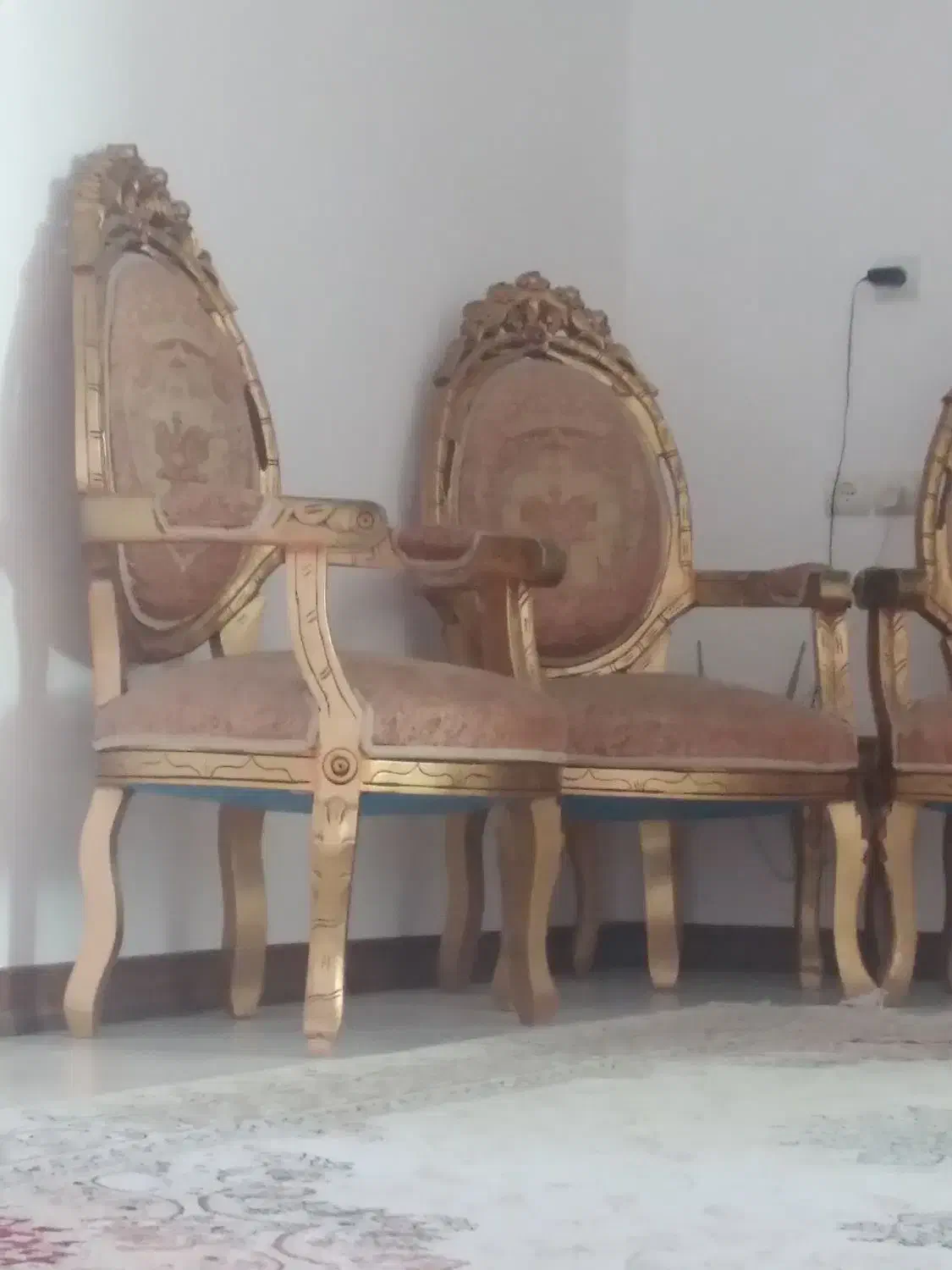 مبلمان سلطنتی|مبلمان خانگی و میز عسلی|مبارکه, |دیوار