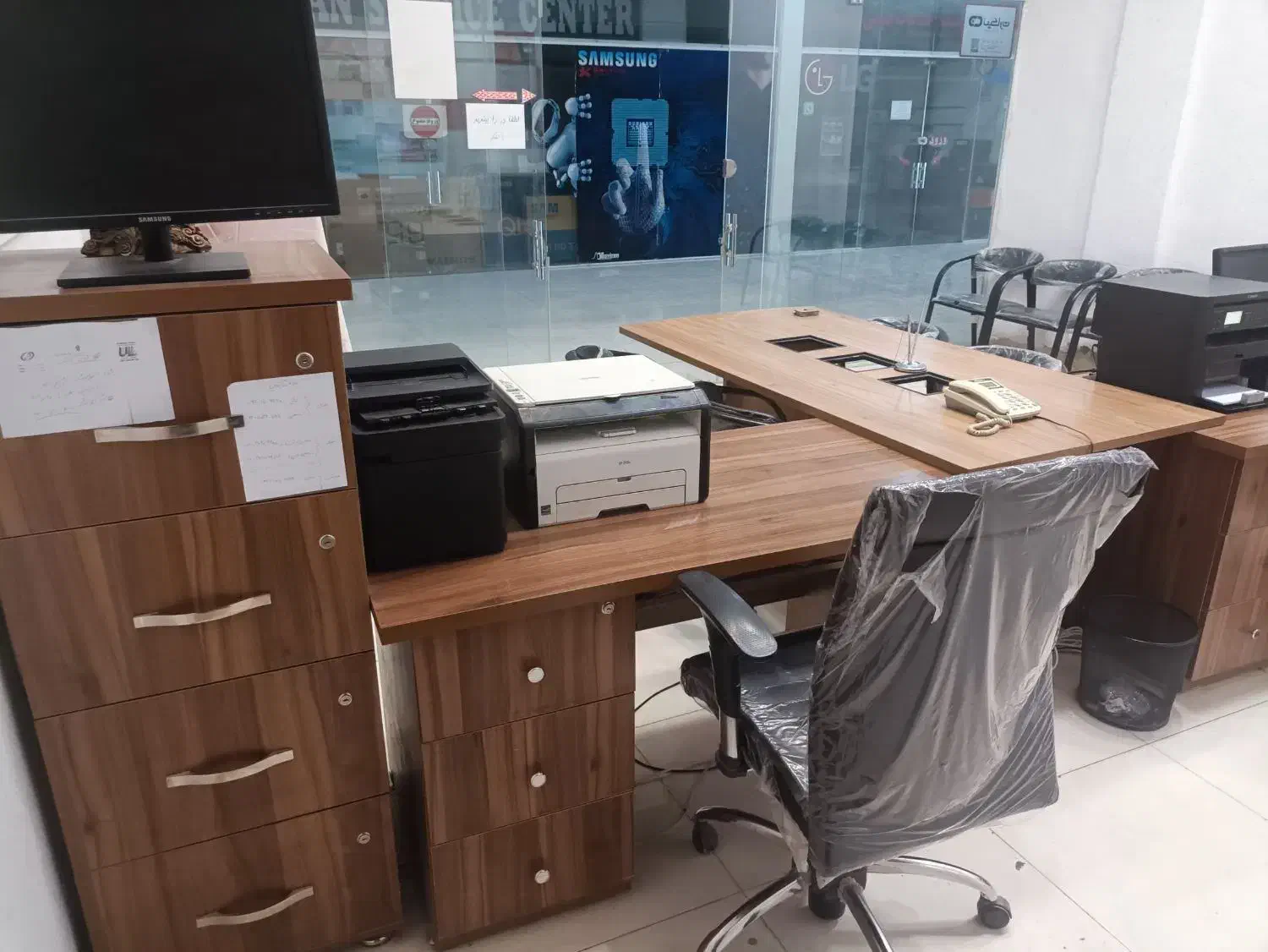 میز اداری و کنفرانس|دفتر کار|شیراز, عفیف‌آباد|دیوار