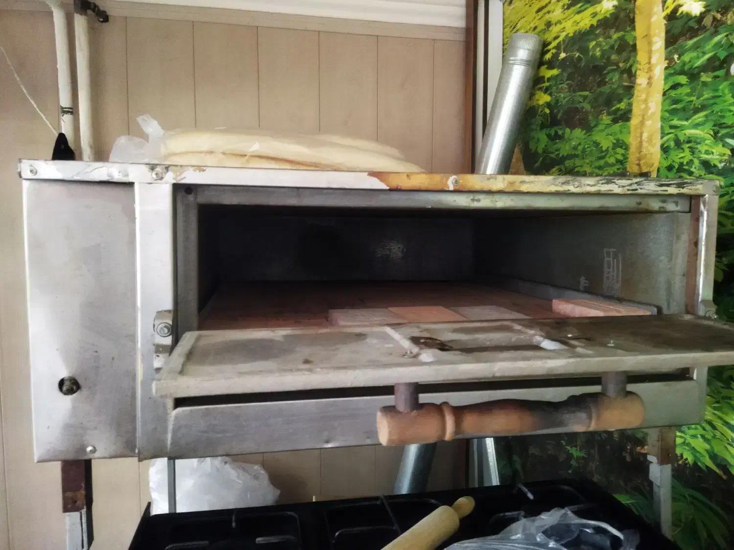 فر پیتزا|کافی‌شاپ و رستوران|خوی, |دیوار