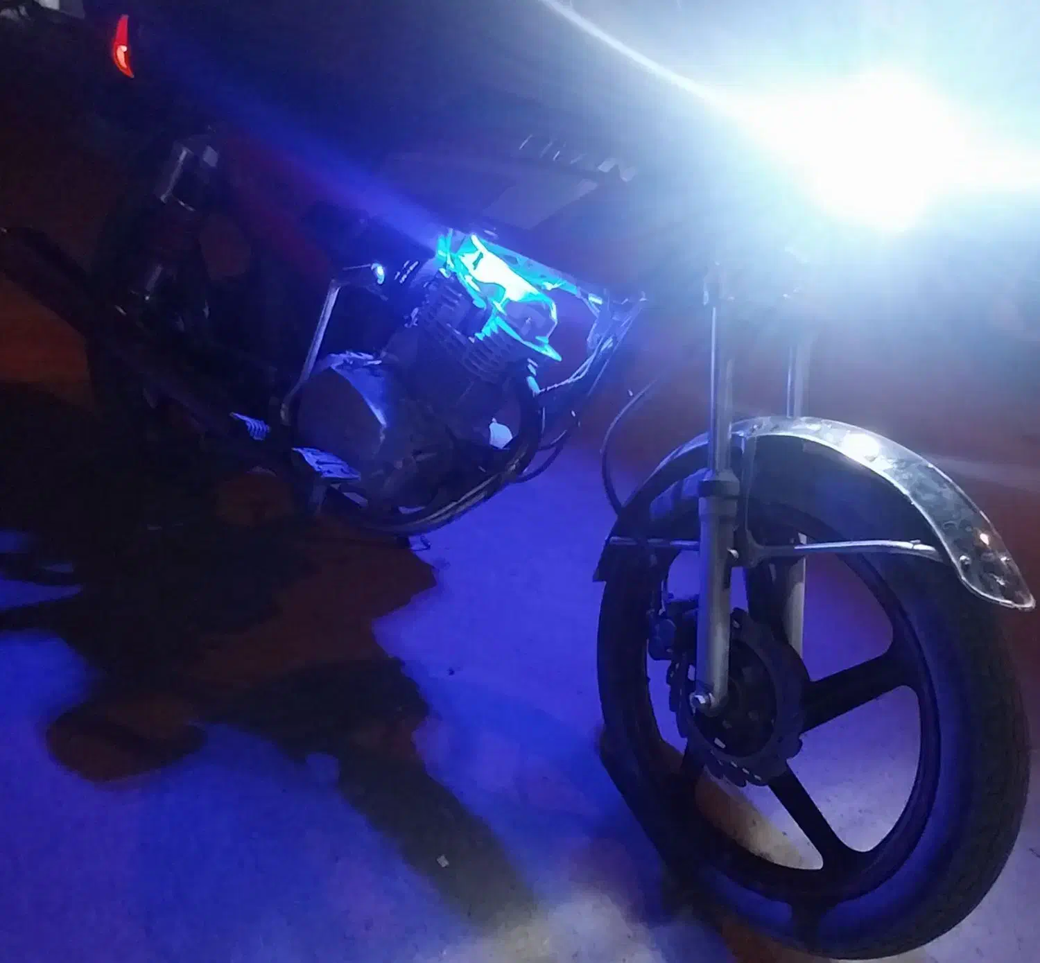 200|موتورسیکلت|مبارکه, |دیوار