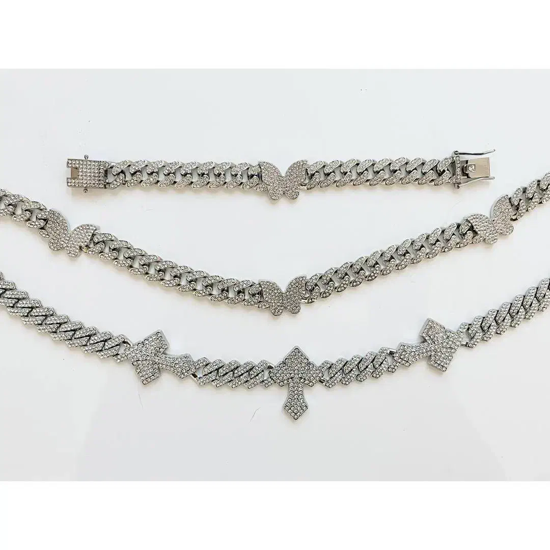 حراج گردنبند های وارداتی فول نگین|بدلیجات|تهران, اقدسیه|دیوار