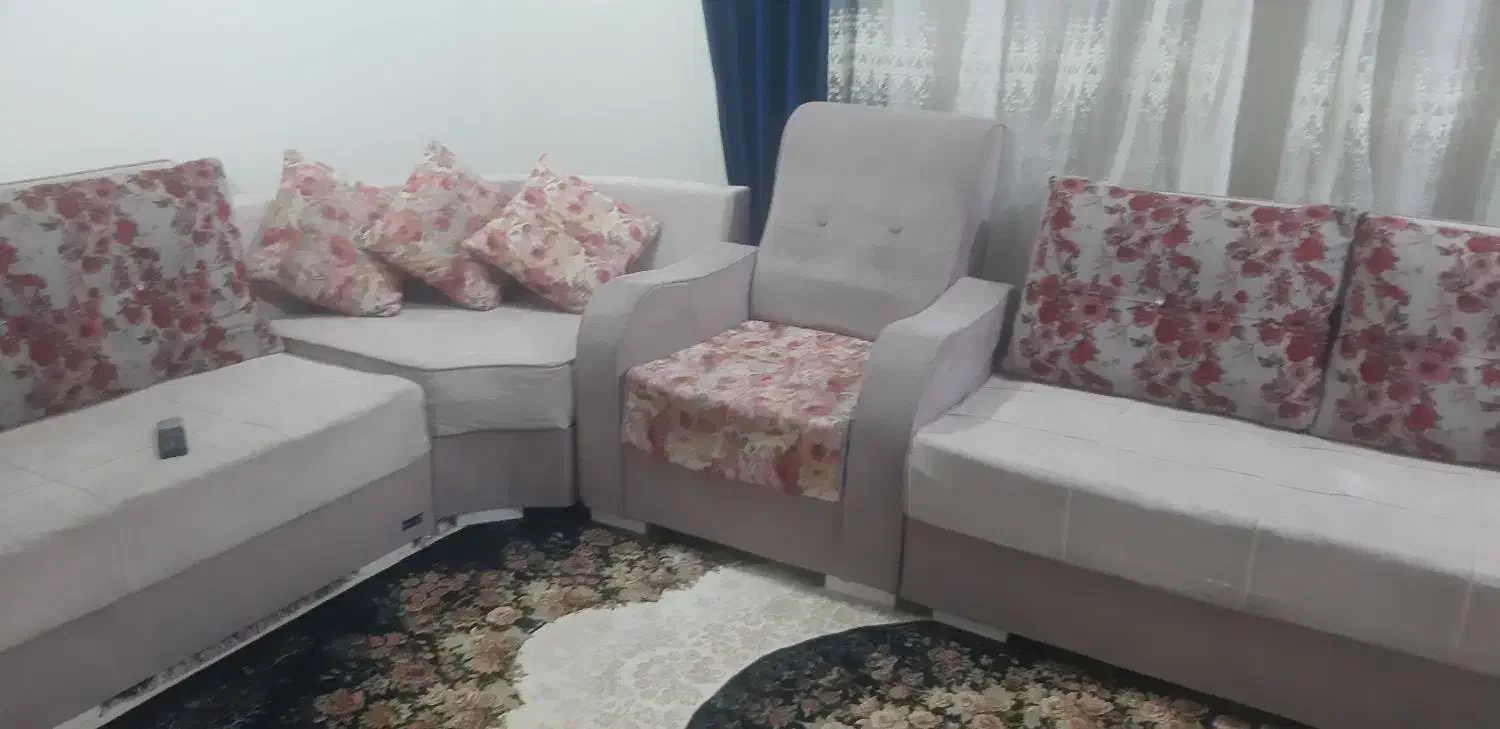 مبل تخت شو ۷ نفره|مبلمان خانگی و میز عسلی|اهواز, معین زاده|دیوار