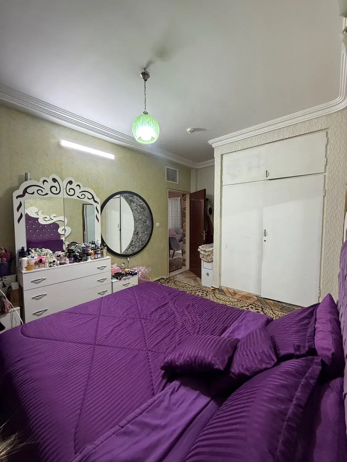 سرویس خواب|تخت و سرویس خواب|قم, میرزائیه|دیوار