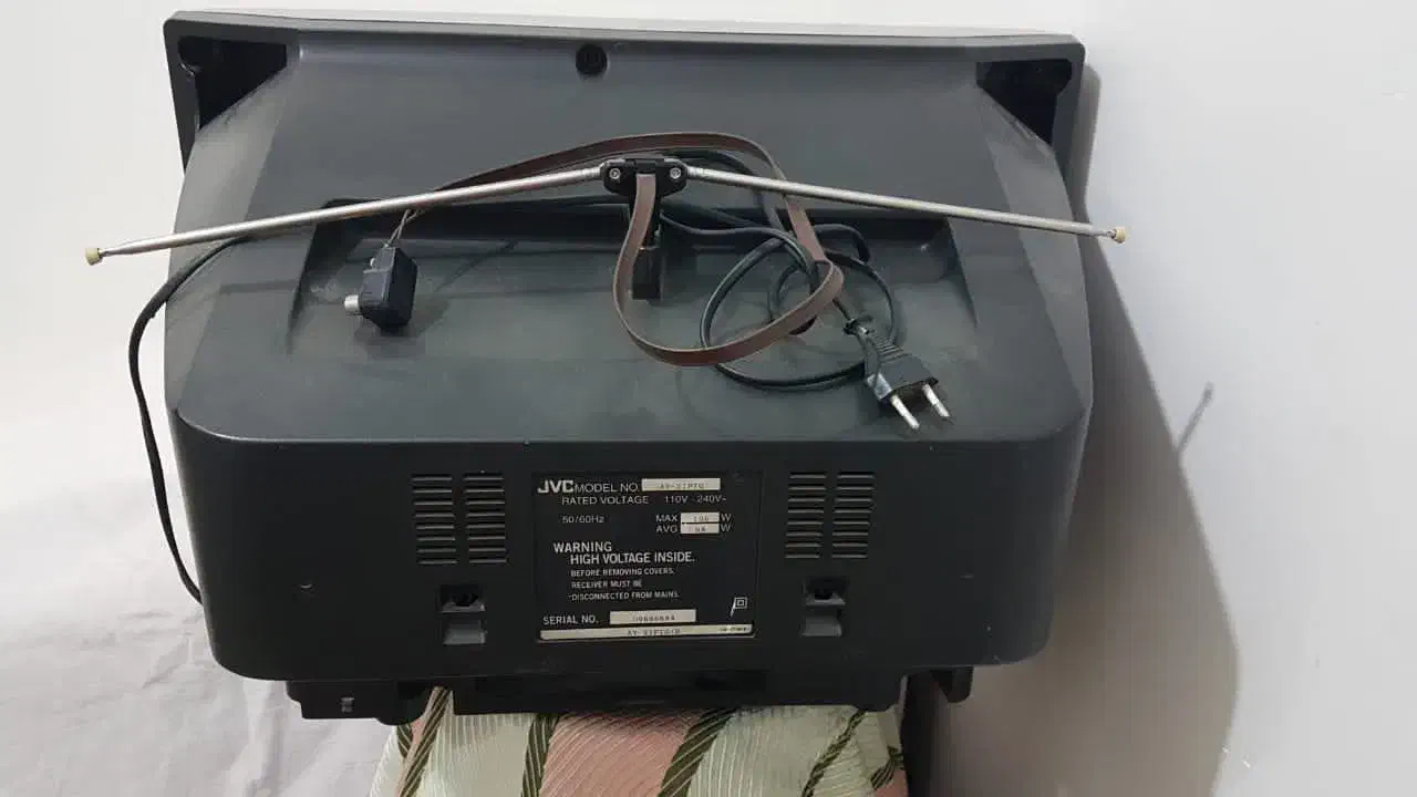 تلویزیون جی وی سی ۲۱|تلویزیون و پروژکتور|قائمشهر, |دیوار