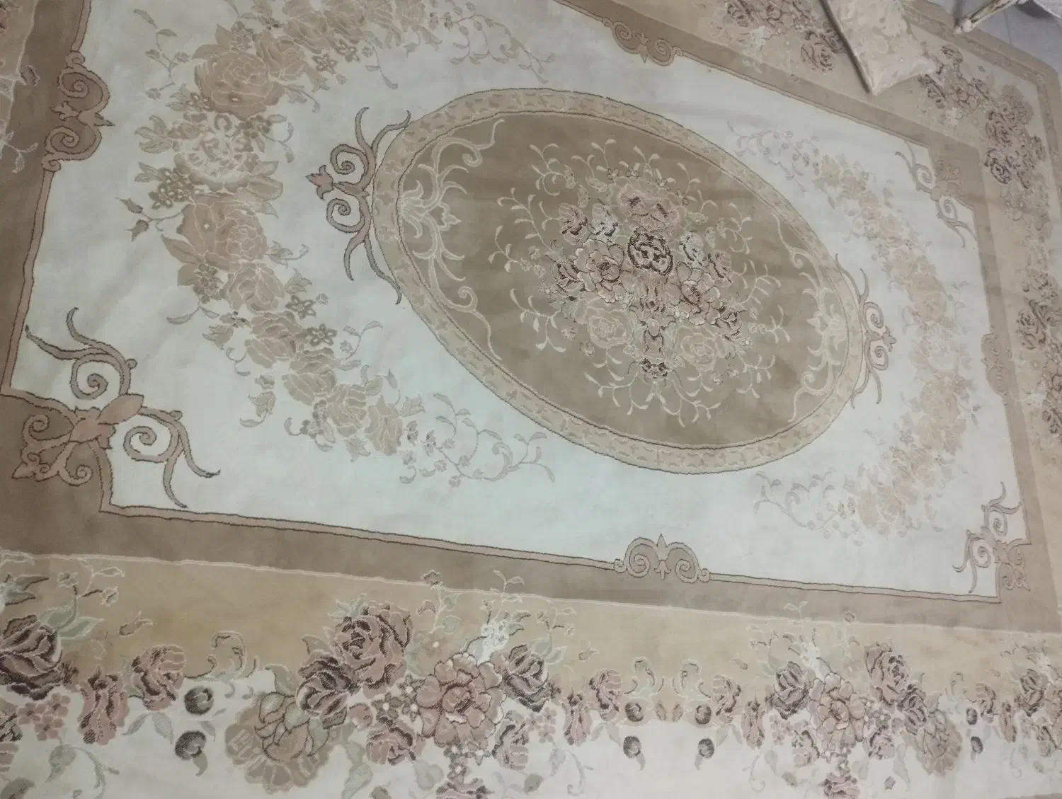 فرش|فرش|کرج, حصارک بالا|دیوار