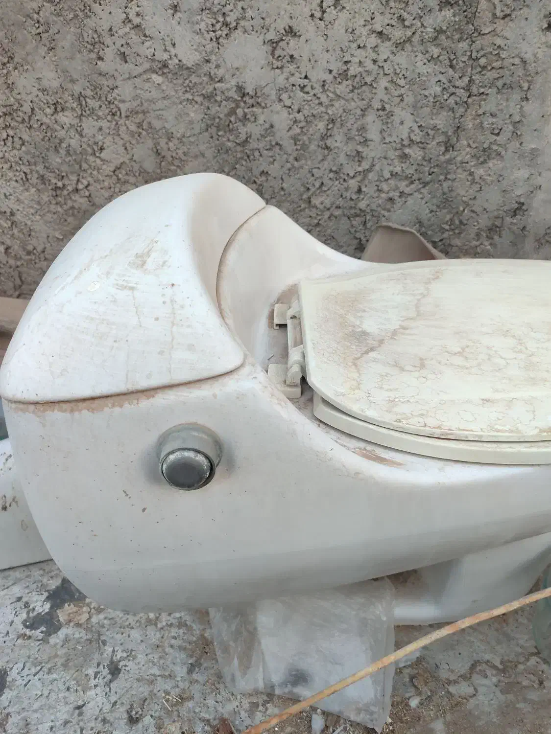 فروش موکت- هود-وتوالت فرنگی|موکت|فلاورجان, |دیوار