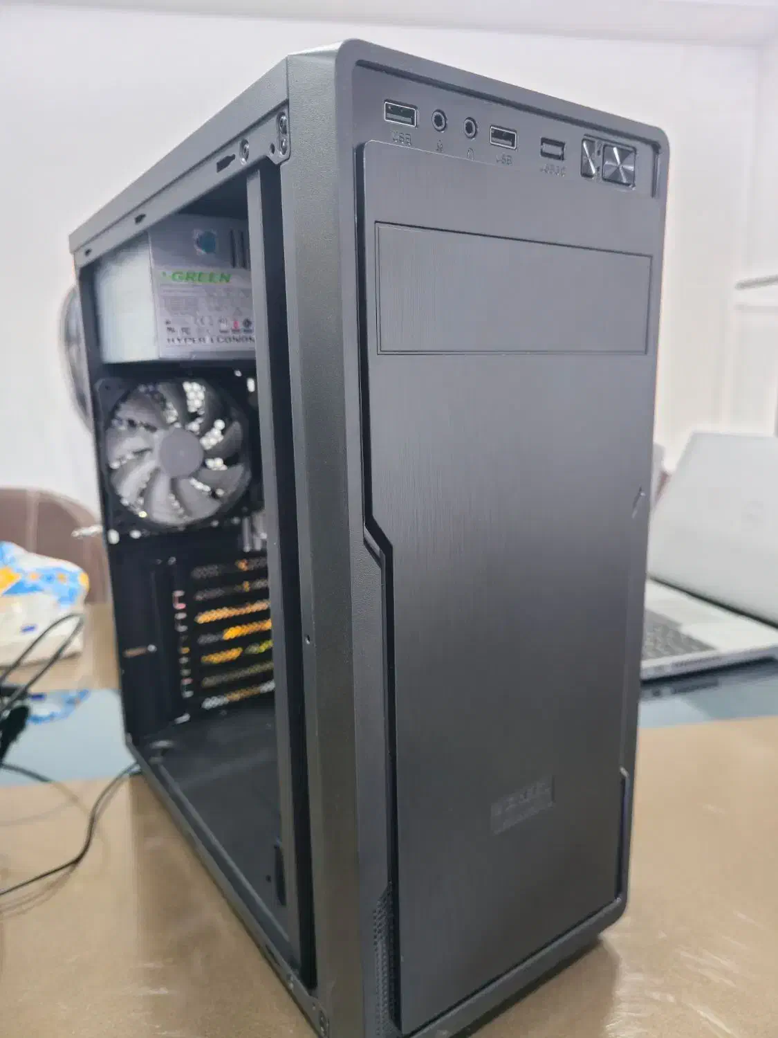 کیس کامپیوتر نو|رایانه رومیزی|سقز, |دیوار