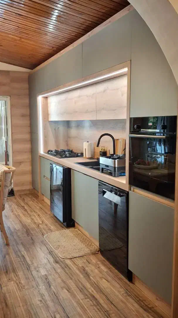 کابینت و دکوراسیون مدرن|خدمات پیشه و مهارت|نور, |دیوار