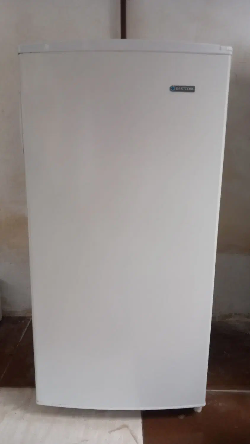 فروش یخچال ایستکول ۹ فوت|یخچال و فریزر|لنگرود, |دیوار