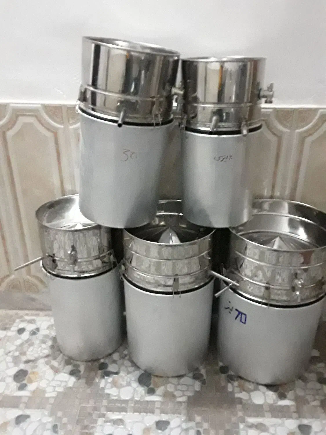 گلابگیر در انواع وابعاد مختلف|سایر لوازم برقی|سبزوار, امیر کبیر|دیوار