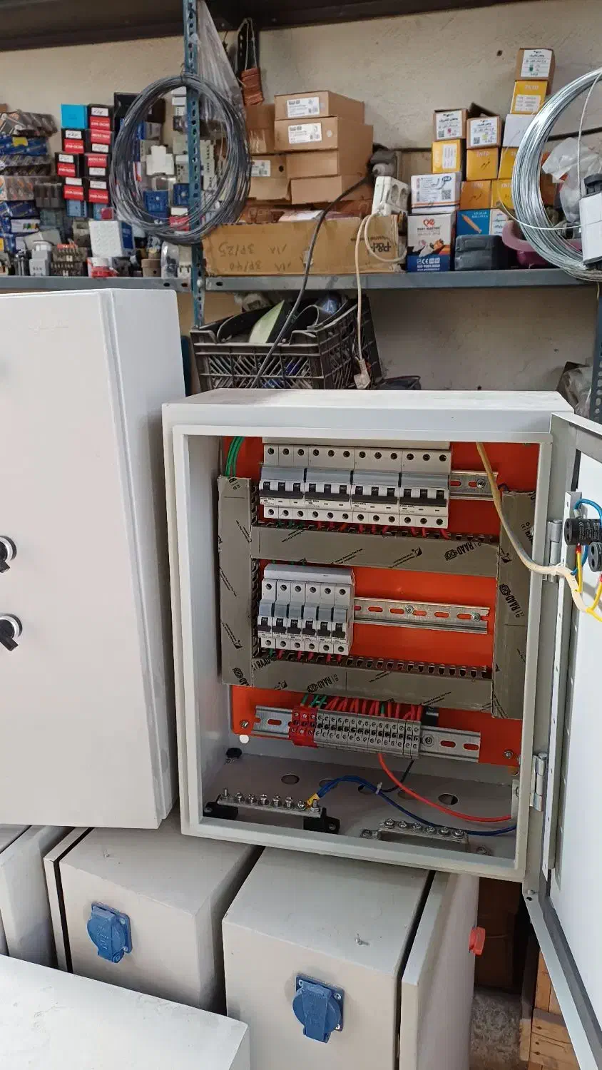 تابلو های برق توزیع وفرمان|خدمات پیشه و مهارت|پاکدشت, پاکدشت (مامازند)|دیوار