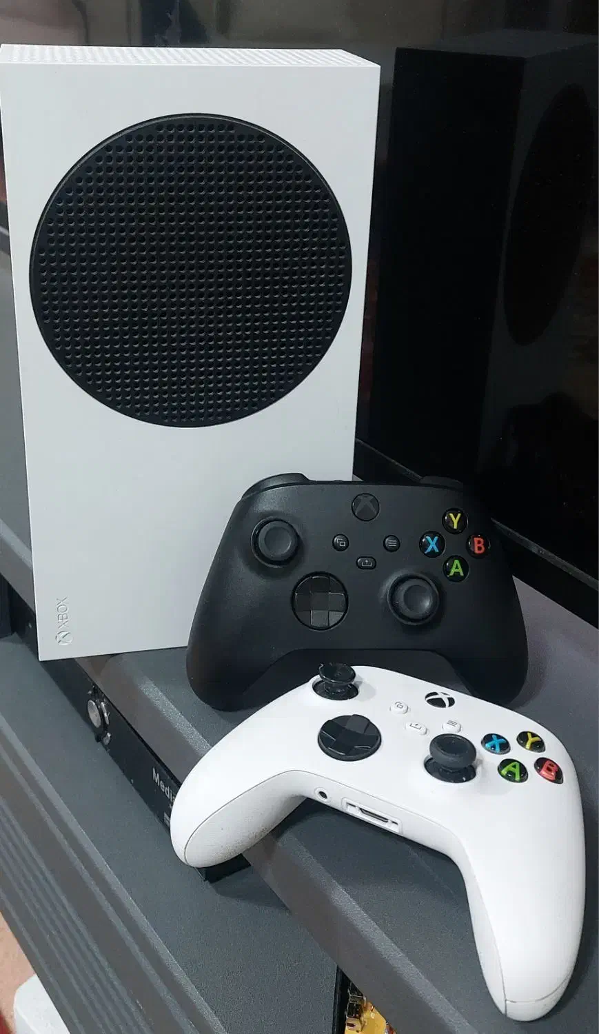 ایکس باکس سری اس ۵۰۰ گیگ همراه با دو دسته در حد نو|کنسول، بازی ویدئویی و آنلاین|تبریز, |دیوار