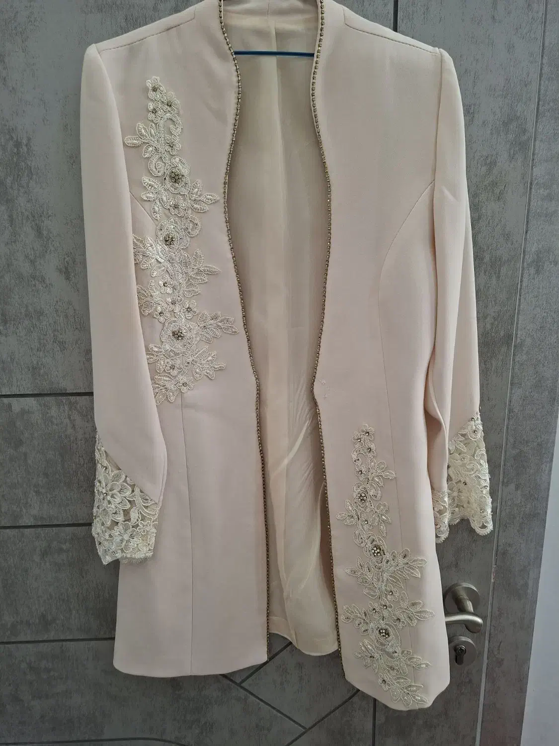 لباس|لباس|نجف‌آباد, قدس|دیوار