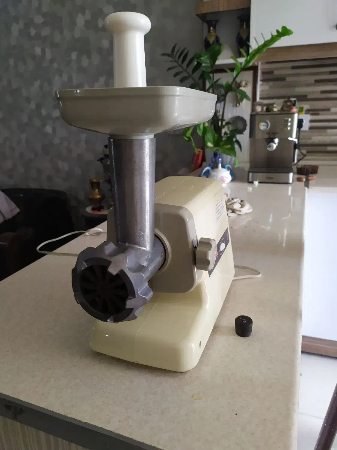 چرخ گوشت ناسیونال|خردکن، آسیاب، غذاساز|مشهد, زمرد|دیوار