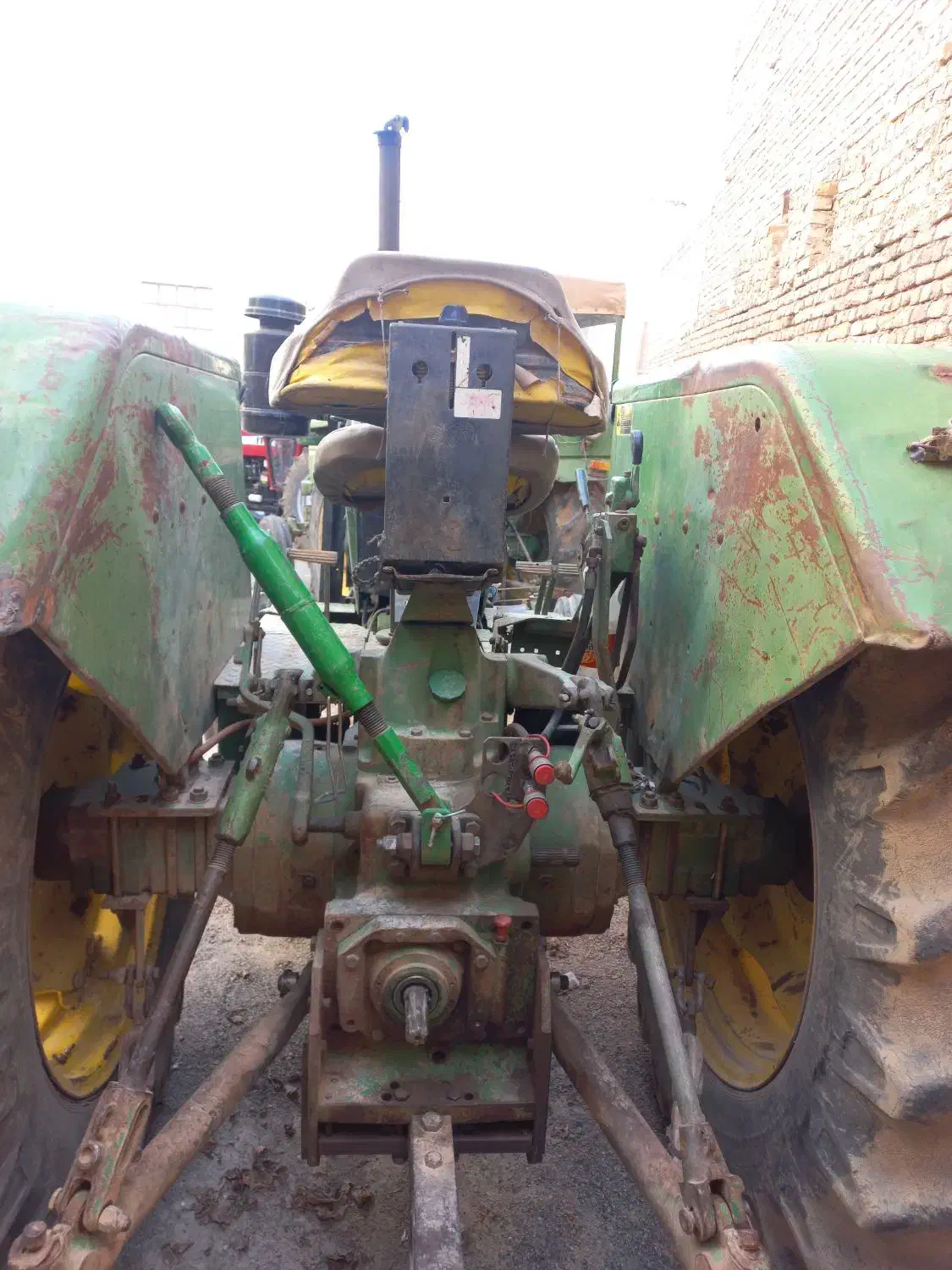 تراکتور جاندیر شش سیلندر3350 مدل ۷۰|خودرو سنگین|داران, |دیوار