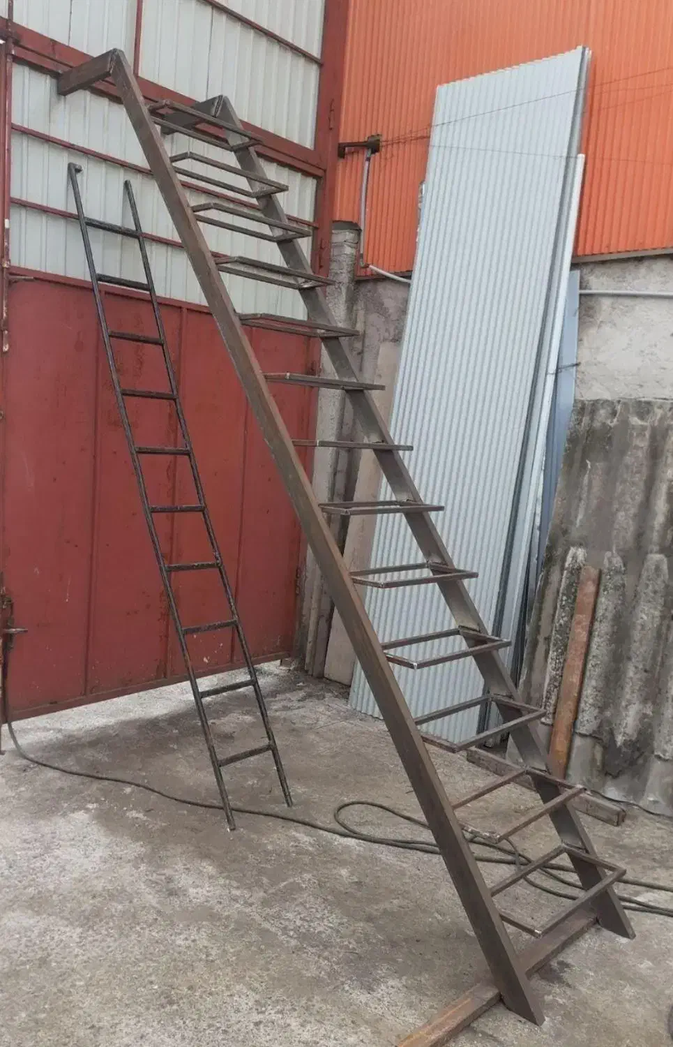 جوشکاریه سیار درمحل شما،قیمت منصف و باکیفت|خدمات پیشه و مهارت|لشت نشا, |دیوار