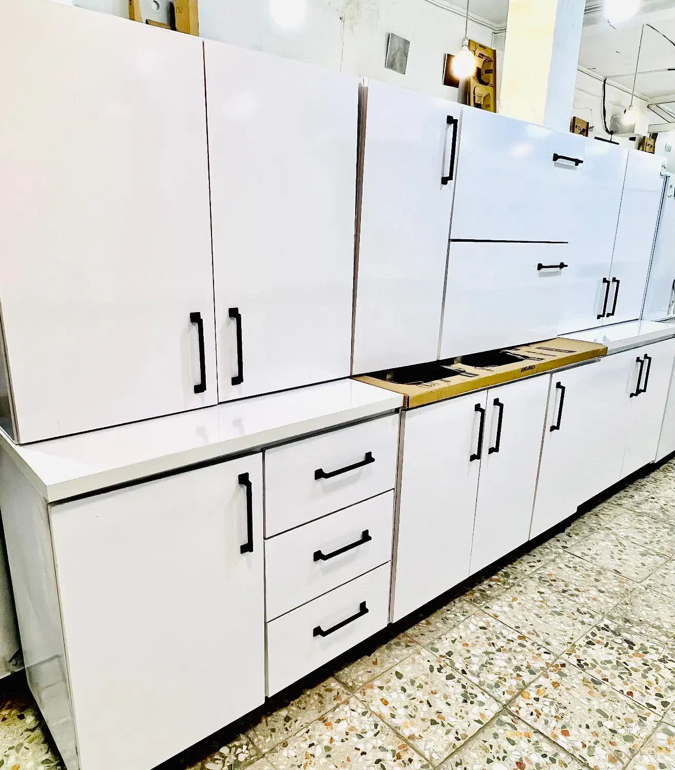 حراج کابینت بدنه فلز درب چوب|مصالح و تجهیزات ساختمان|کوهدشت, |دیوار