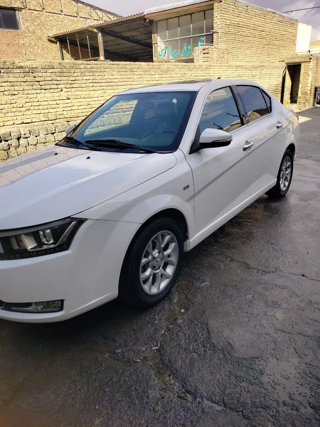 دنا مدل ۱۴۰۱ بدون رنگ|خودرو سواری و وانت|نقده, |دیوار