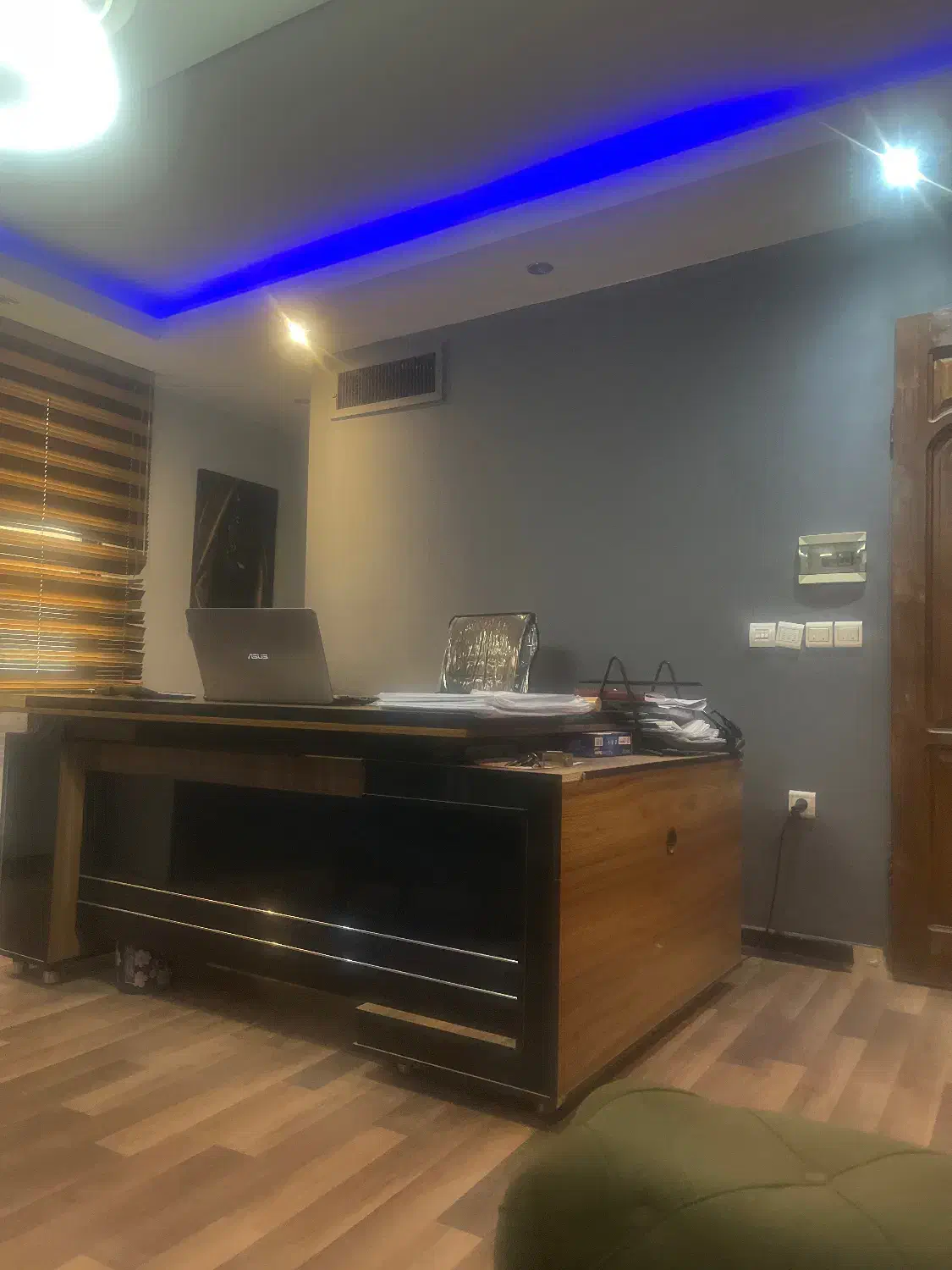 منشی خانم|استخدام اداری و مدیریت|ری, ولی آباد|دیوار