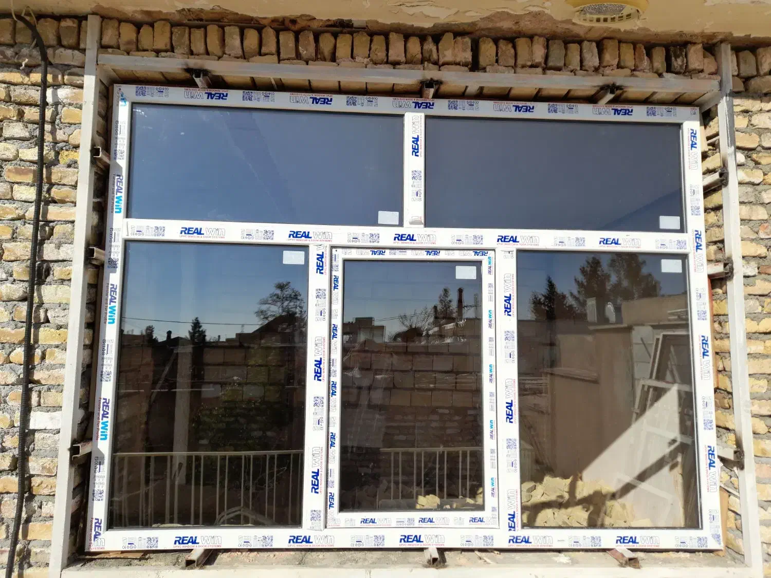 خدمات تولید انواع درب و پنجره ی دوجدارهupvc و توری|خدمات پیشه و مهارت|سبزوار, توحیدشهر|دیوار