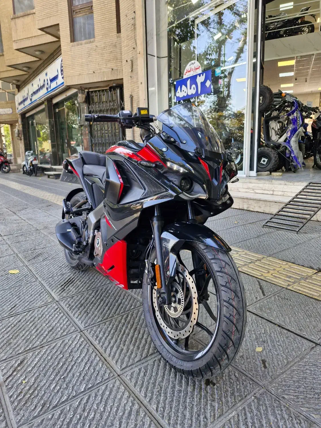 RS 200 نیو فیس آر اس ان اس 1404|موتورسیکلت|اصفهان, سرتاوه|دیوار