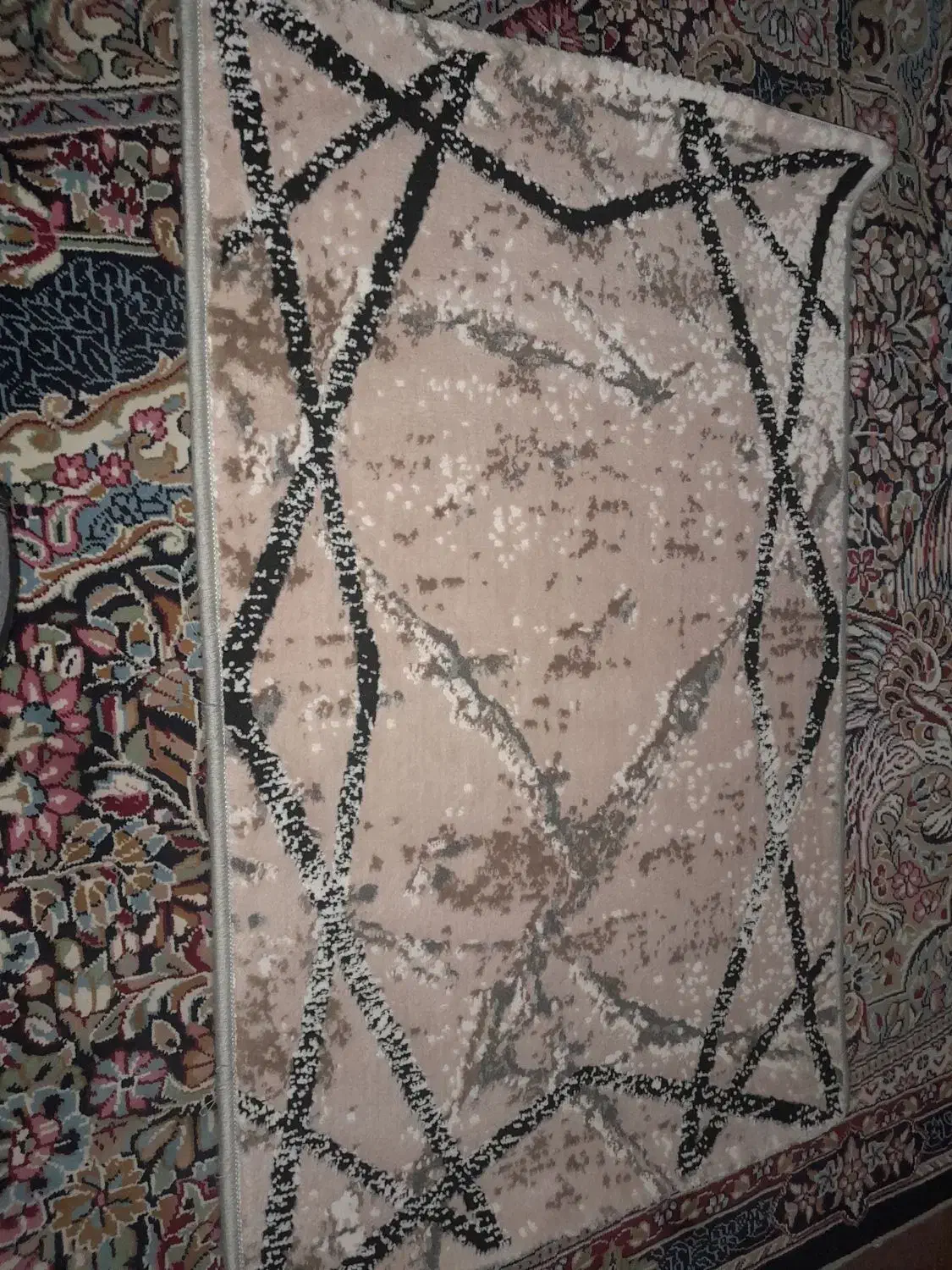 یک عدد پا دری|پادری|یزد, |دیوار