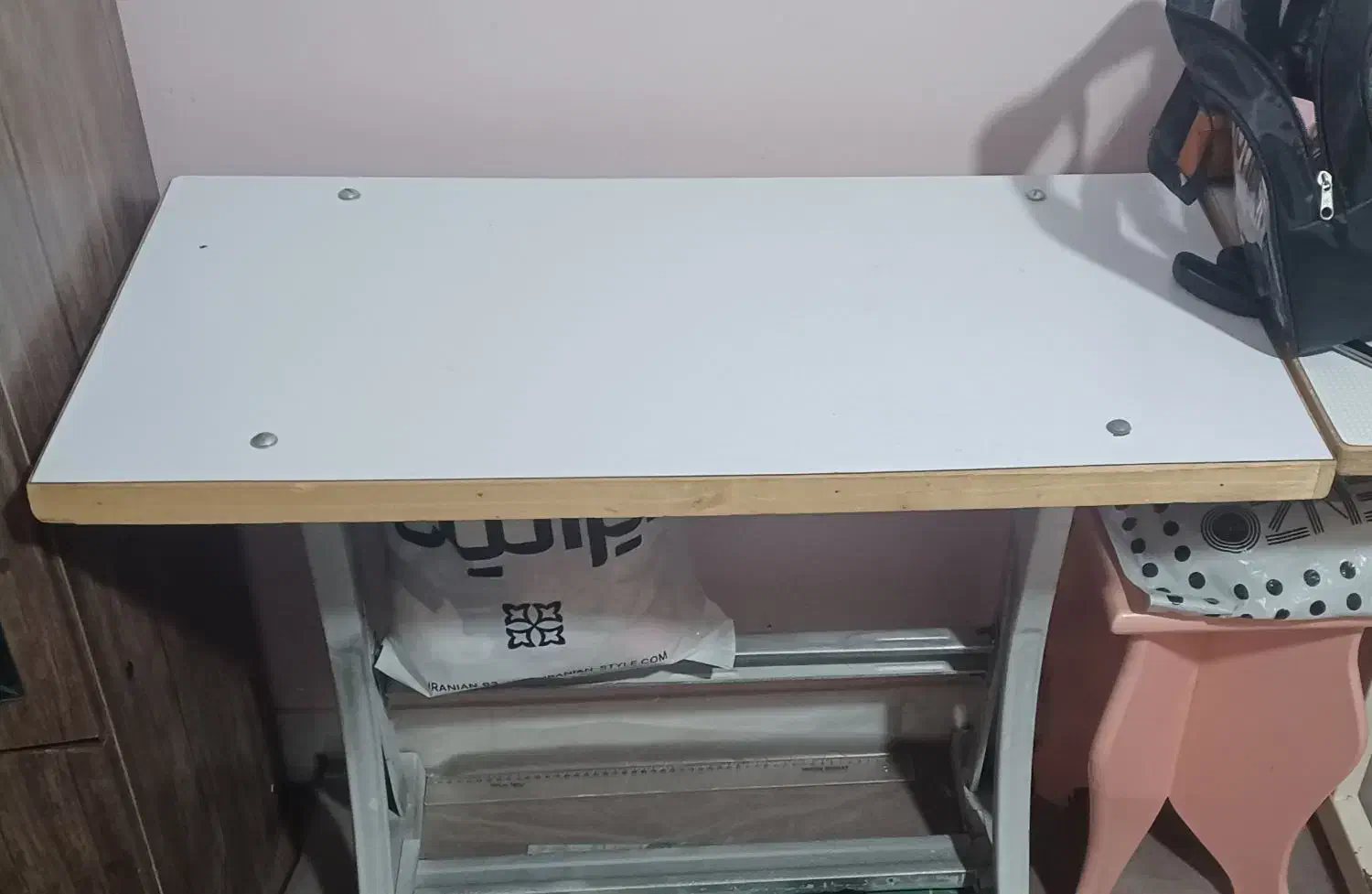 میز|لوازم خیاطی و بافتنی|خرمآباد, |دیوار