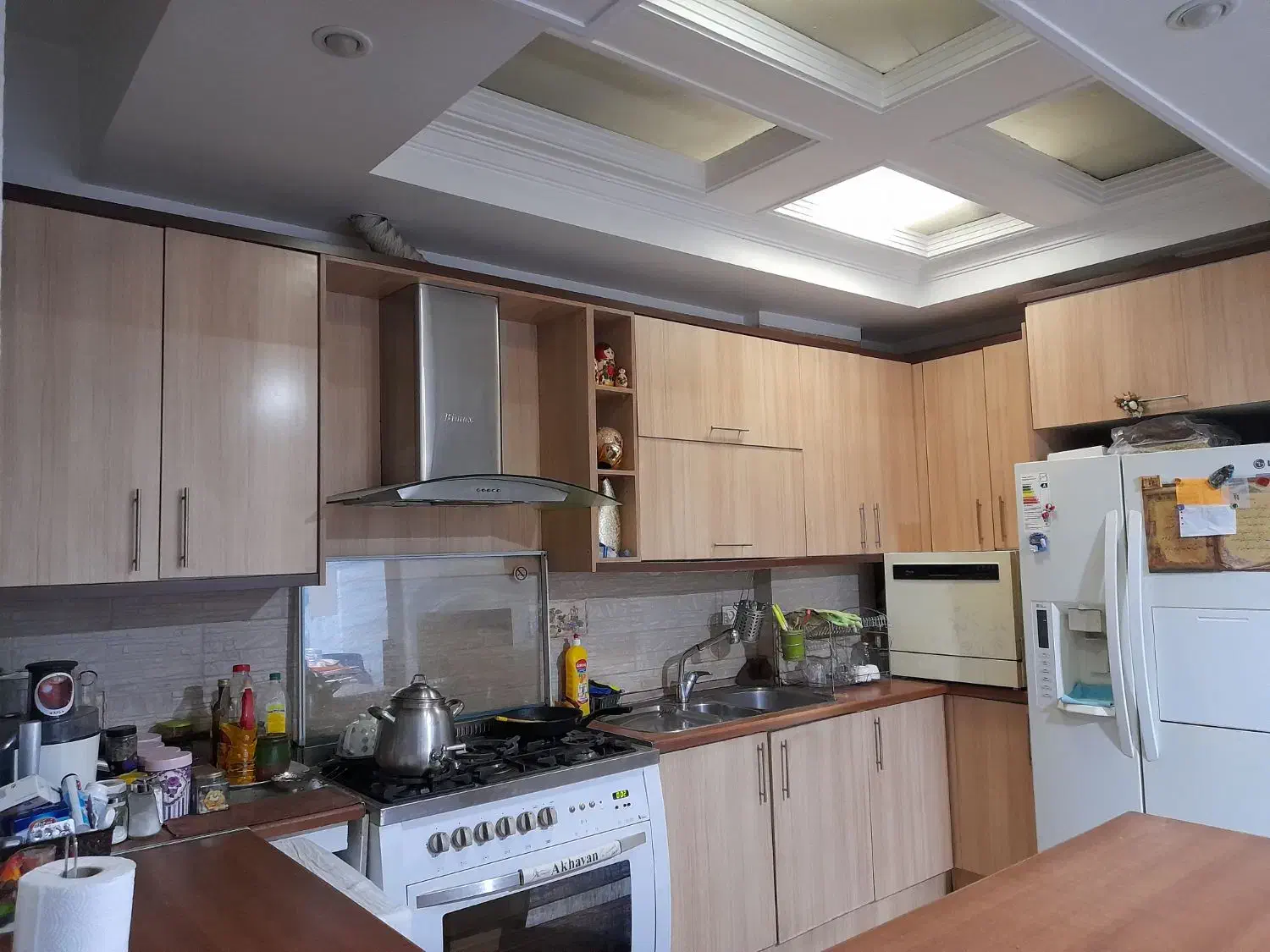 کابینت دست دوم سالم با هود و سینک / اجاق گاز|مصالح و تجهیزات ساختمان|تهران, هروی|دیوار