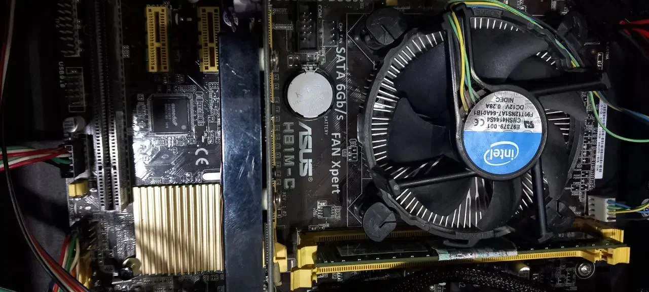 فروش کیس همراه باکیبورد وموس|رایانه رومیزی|زابل, |دیوار