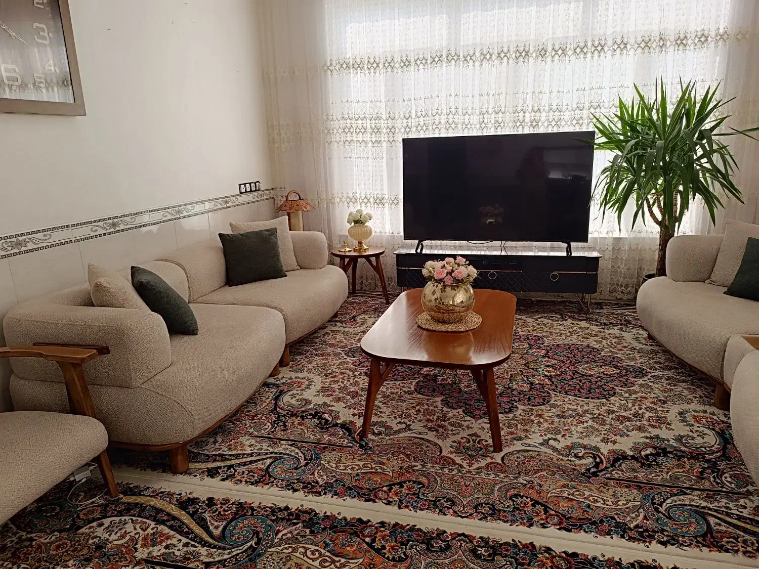 فروش مبل تازه خریداری شده|مبلمان خانگی و میز عسلی|جوانرود, |دیوار