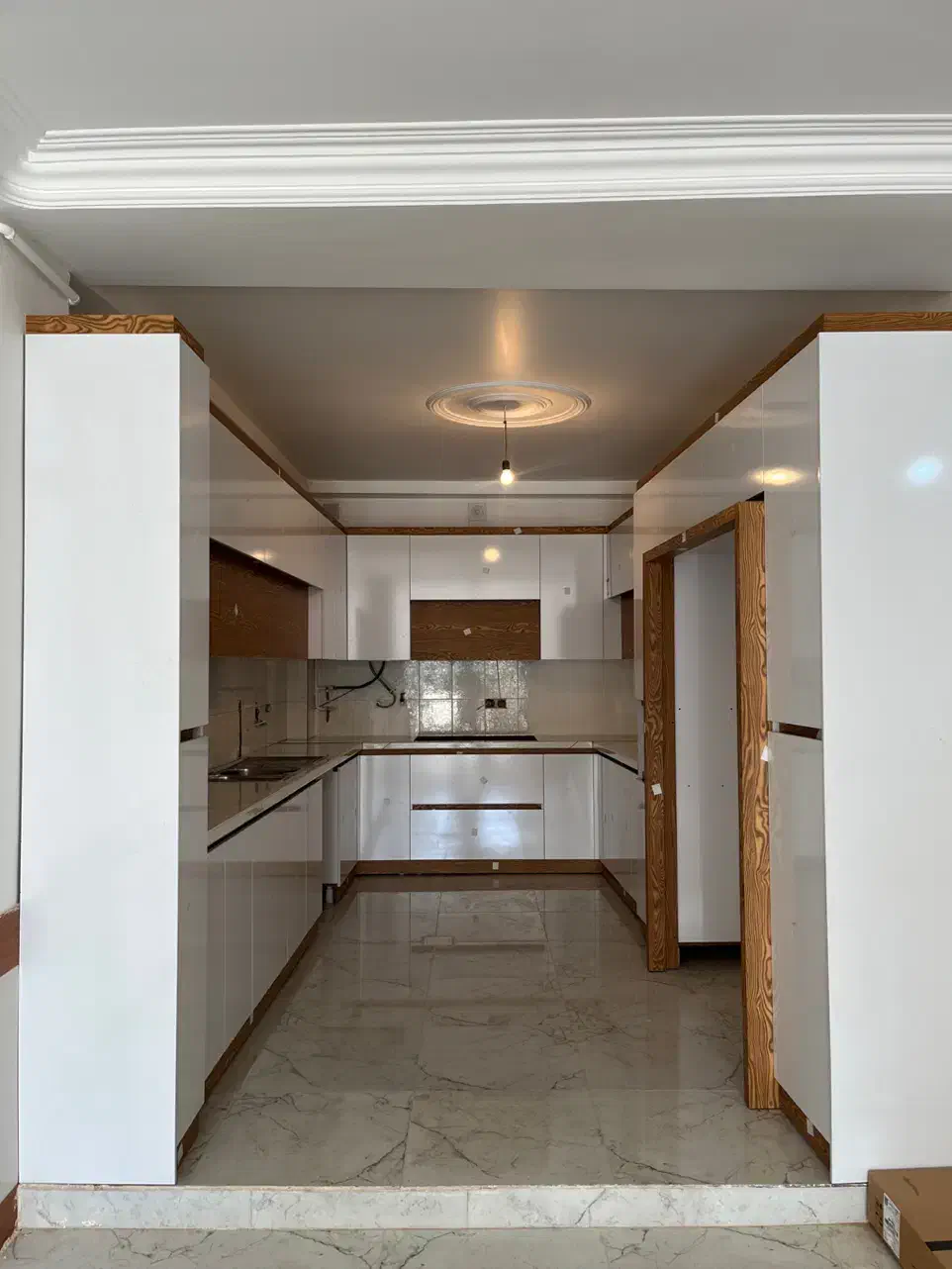 کابینت فلاح|خدمات پیشه و مهارت|هشتگرد, هشتگرد قدیم|دیوار