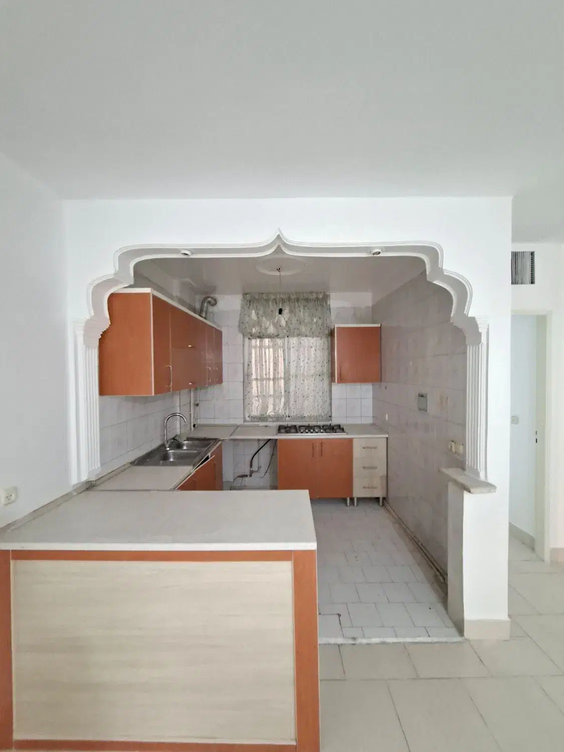 آپارتمان 60 متر نقاشی شده تمیز/تک واحد/گرگان/شایقی