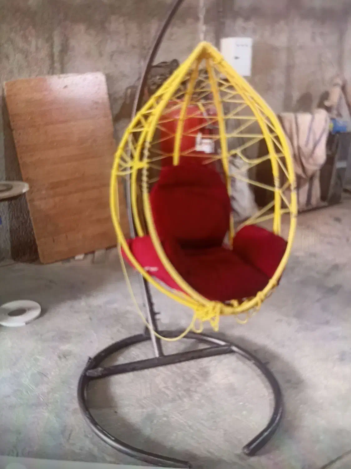 صندلی تابی|مبلمان خانگی و میز عسلی|پاکدشت, پاکدشت (مامازند)|دیوار