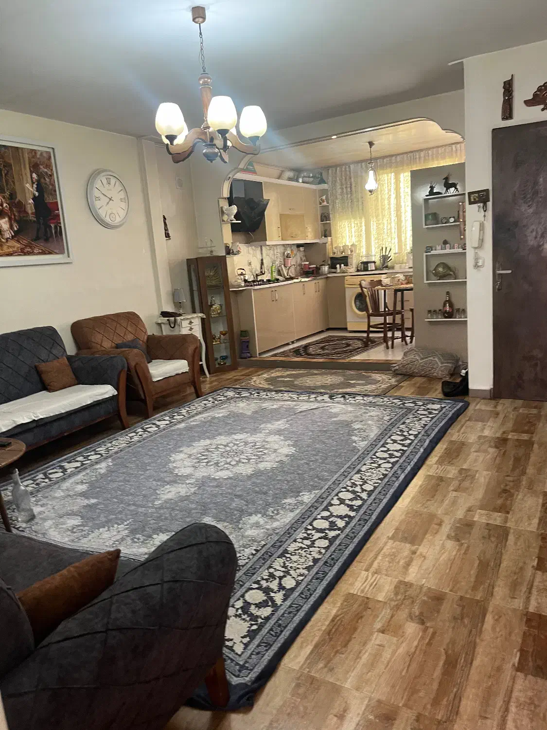 آپارتمان ۶۰ متری طبقه ۳ سه راه حسن آباد|فروش آپارتمان|کرج, حسن آباد|دیوار