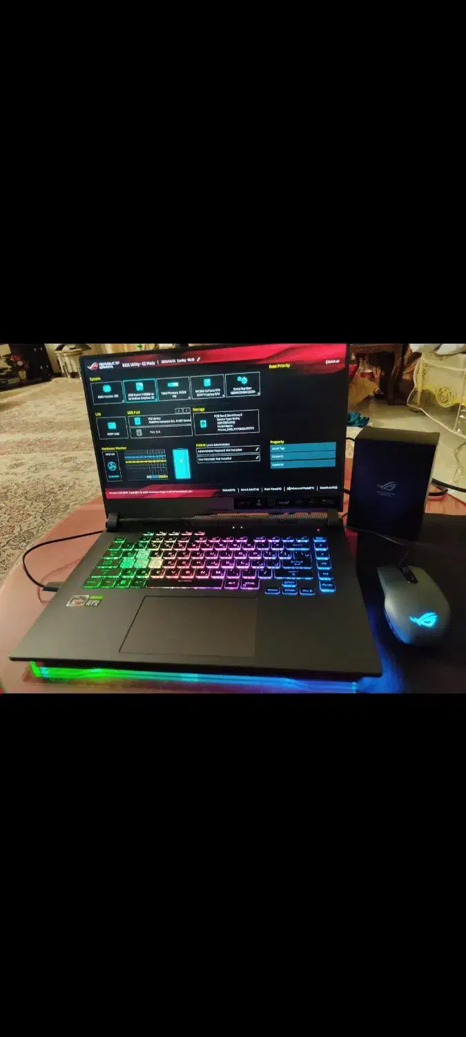 لپ تاپ ایسوس گیمینگ راگ ۸ گیگ گرافیک|رایانه همراه|تهران, ونک|دیوار