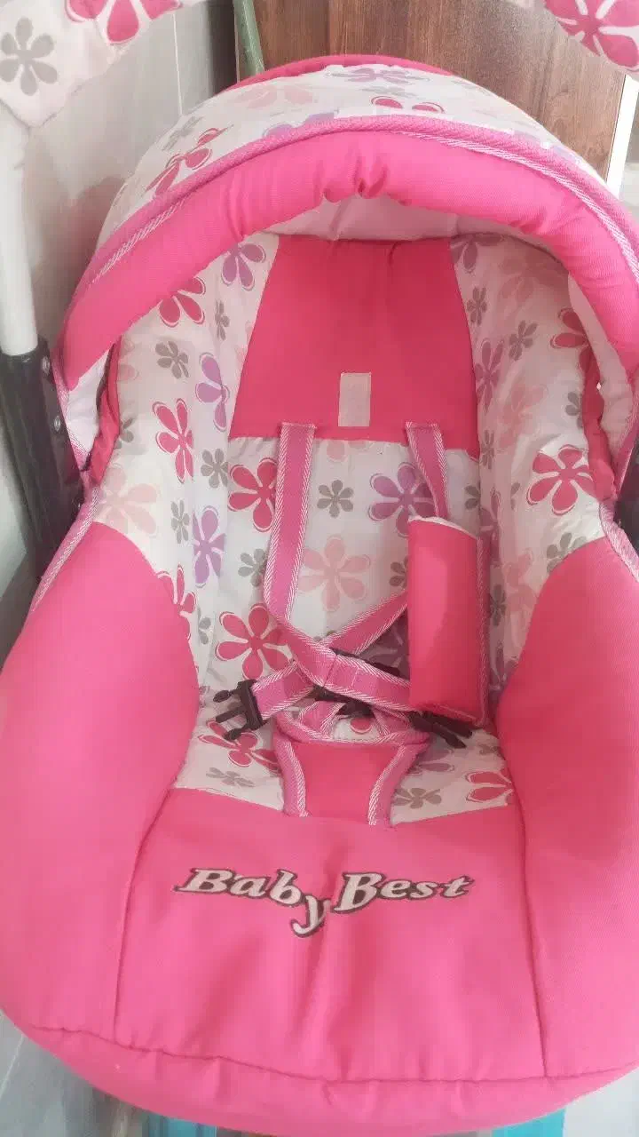 کریر|کالسکه و لوازم جانبی|بروجرد, |دیوار