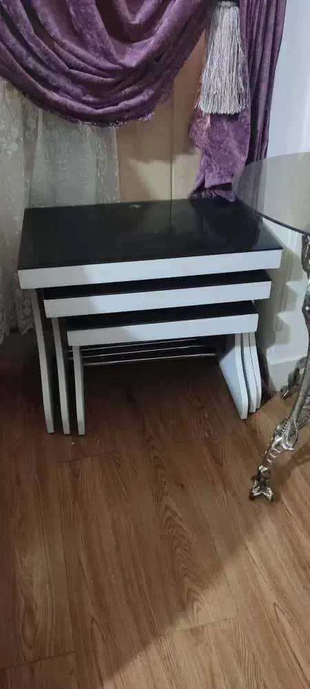 مبل هفت نفره و میز جلو مبلی و ۳تا عسلی .۴تومن .|مبلمان خانگی و میز عسلی|فردیس, فردیس|دیوار