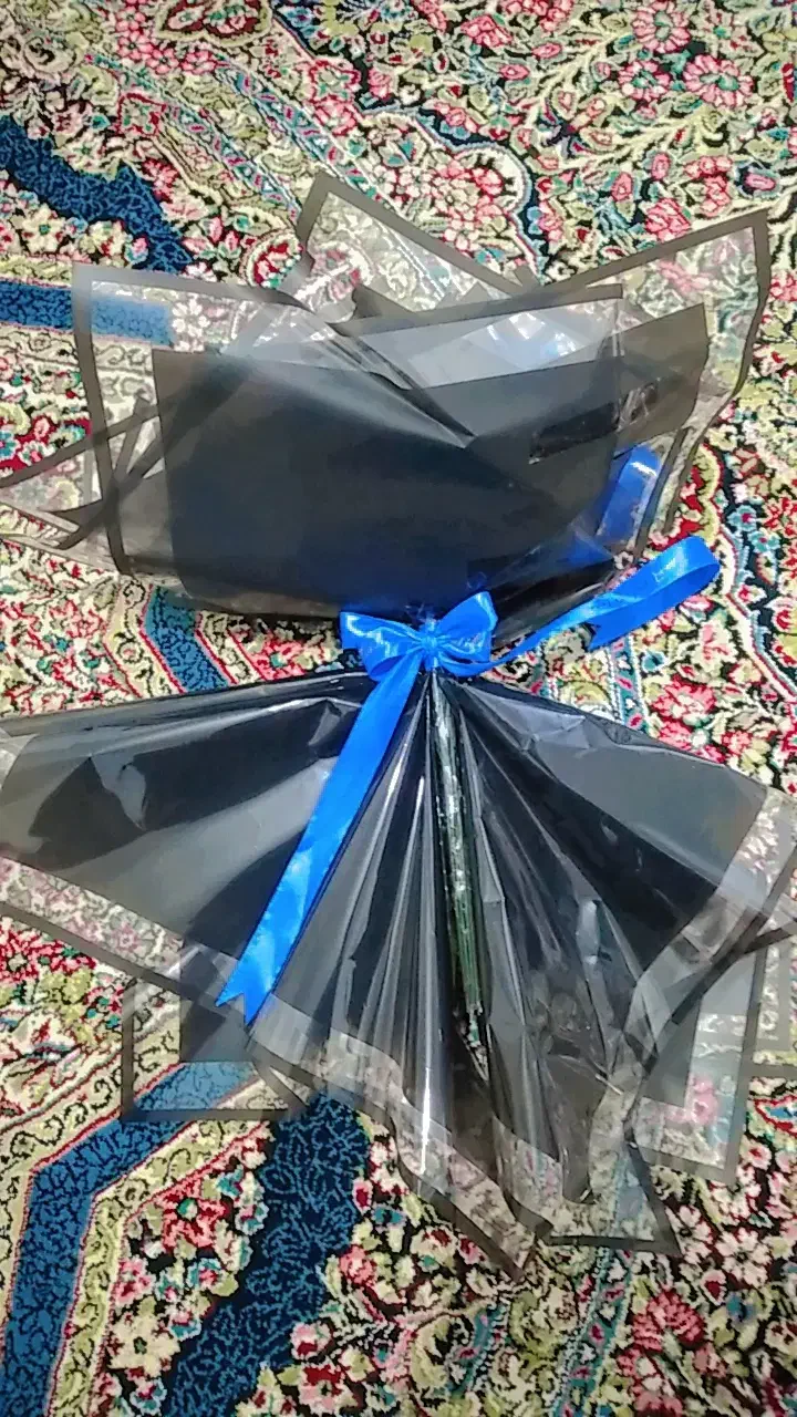 گل روبانی (دسته گل)|گل مصنوعی|زرند, |دیوار