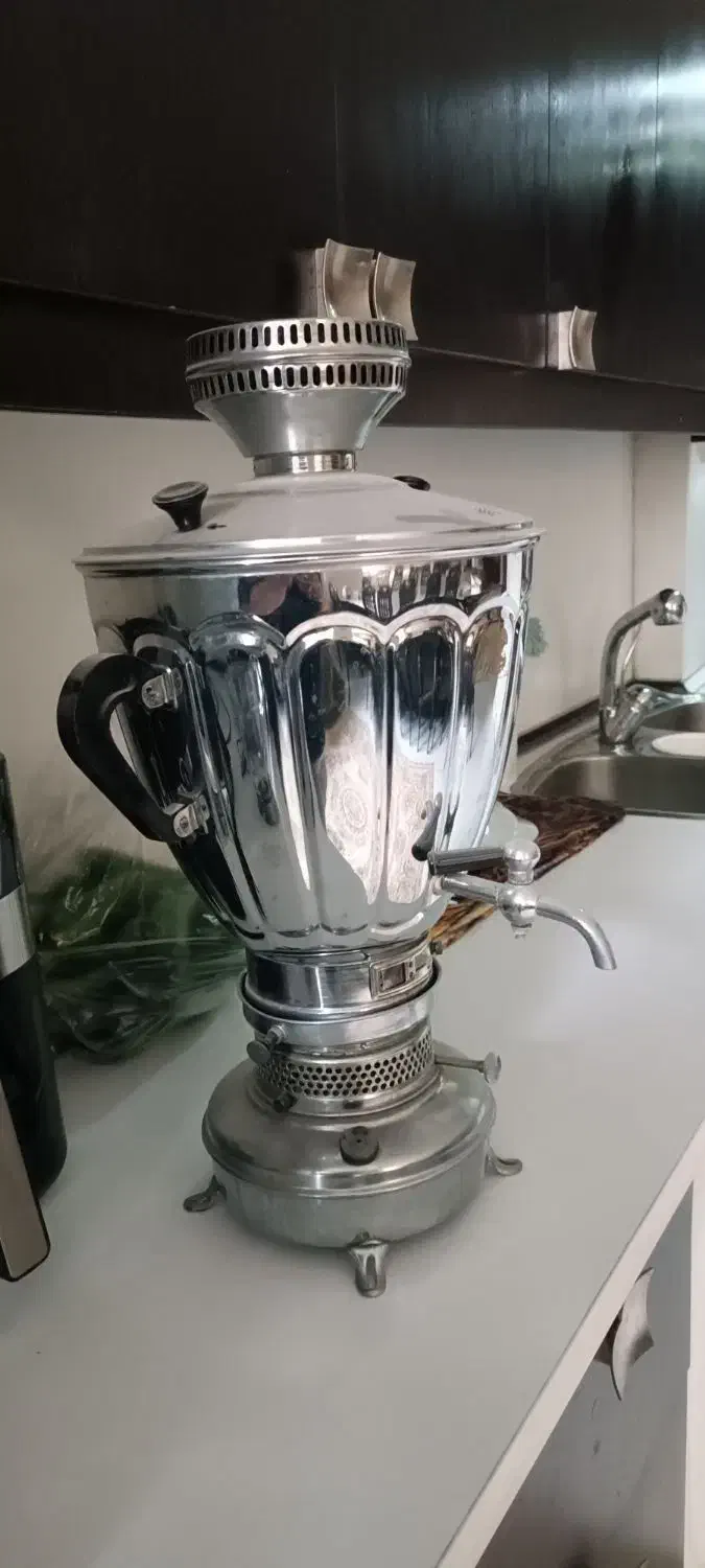 سماور نفتی قابل تبدیل به گازی بزرگ|سماور، چایساز، قهوهساز|قم, سعادتی|دیوار