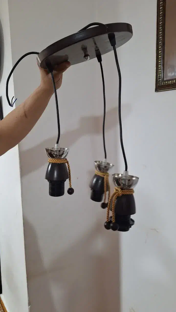 لوستر|لوستر و چراغ آویز|میانه, |دیوار