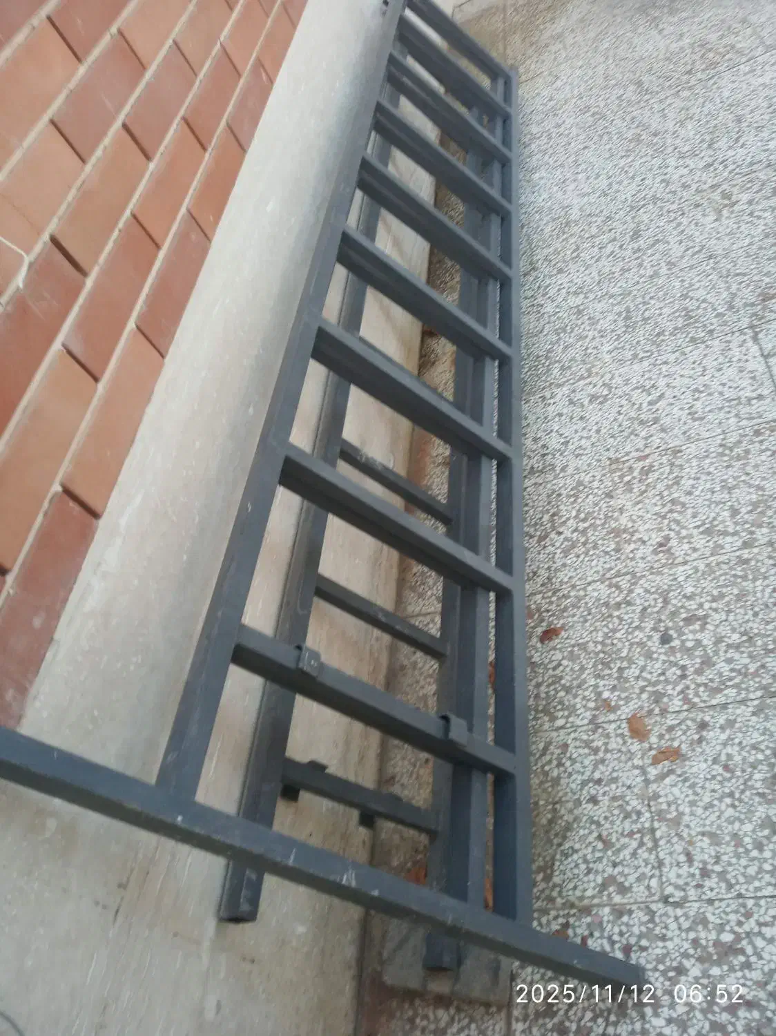 نردبان ۹متری سبک سه تیکه|مصالح و تجهیزات ساختمان|مشهد, شهرک لشکر (شهرک غرب)|دیوار