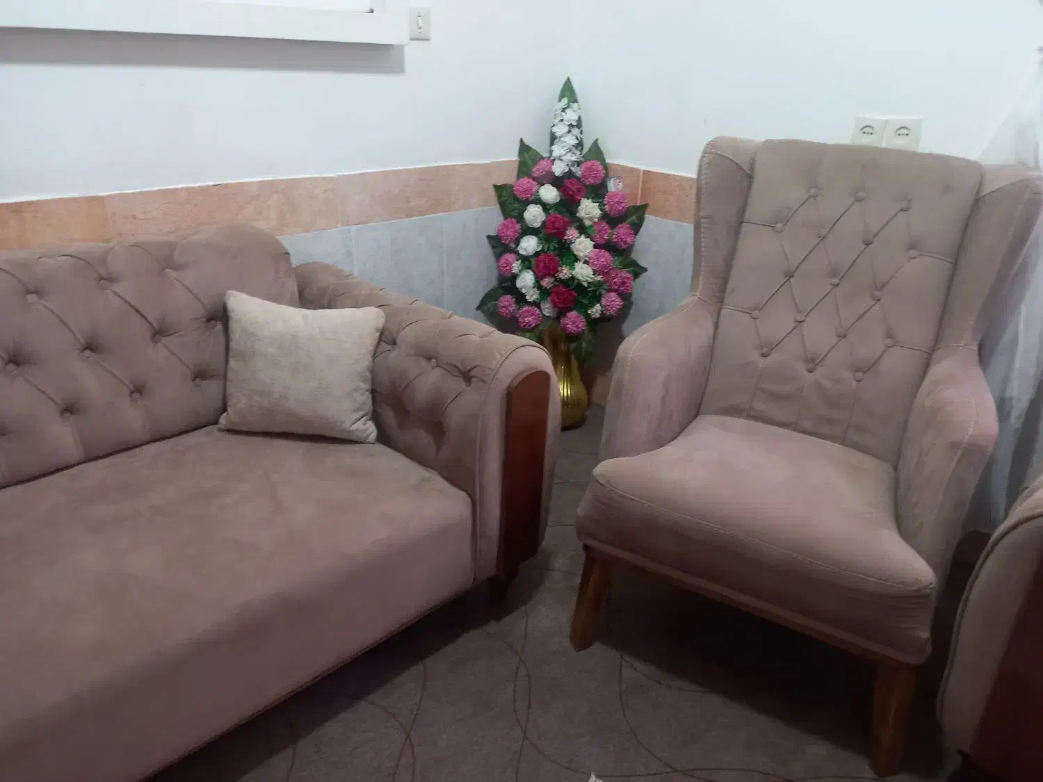 مبل|مبلمان خانگی و میز عسلی|تایباد, |دیوار