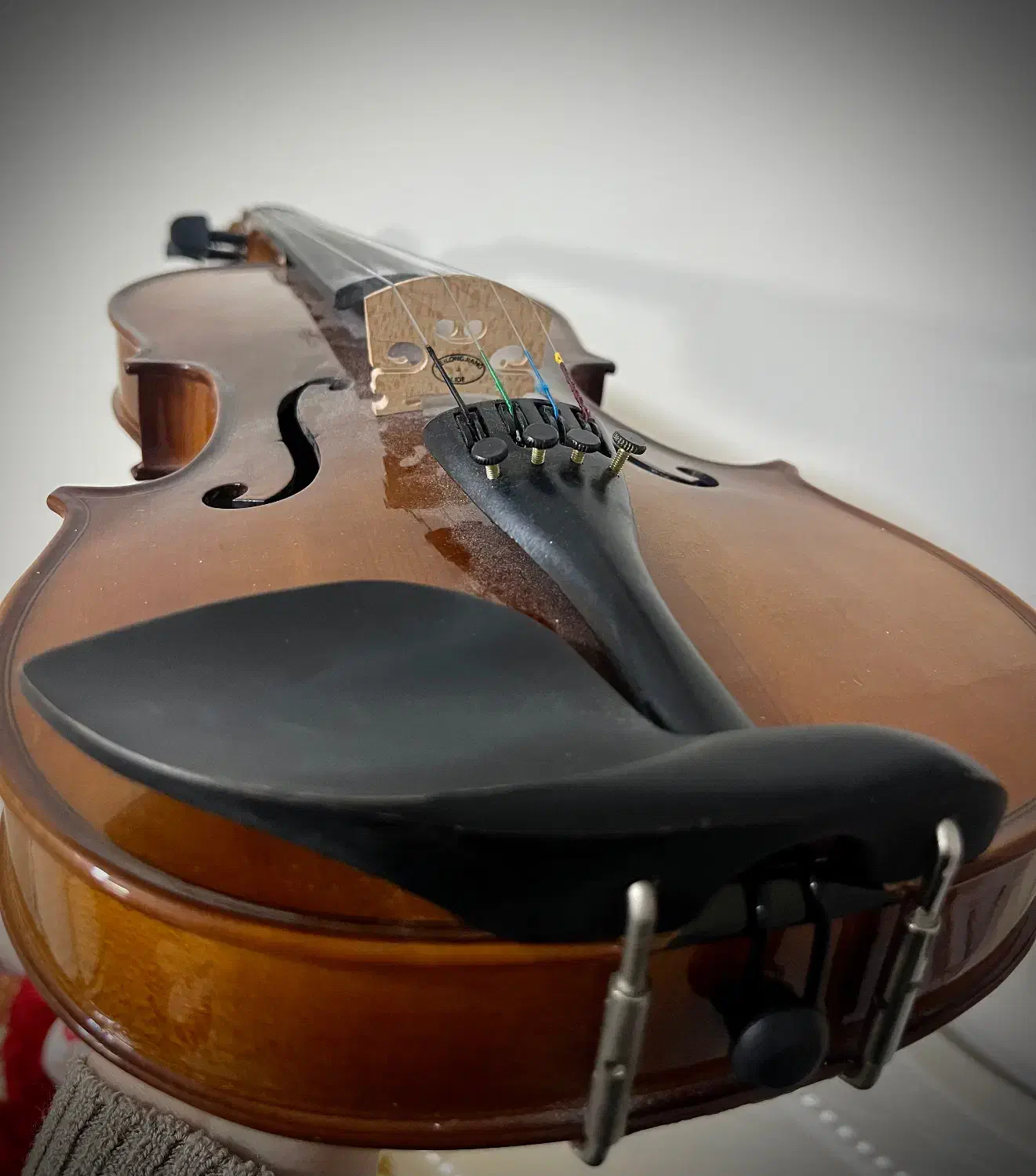 ویلن|ویولن|اصفهان, مسجد مصلی|دیوار