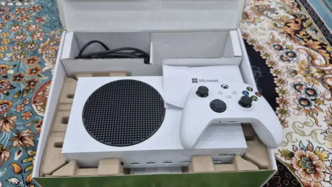 (قیمت مناسب) xbox series s|کنسول، بازی ویدئویی و آنلاین|اسلام‌شهر, شهرک مفیدی|دیوار