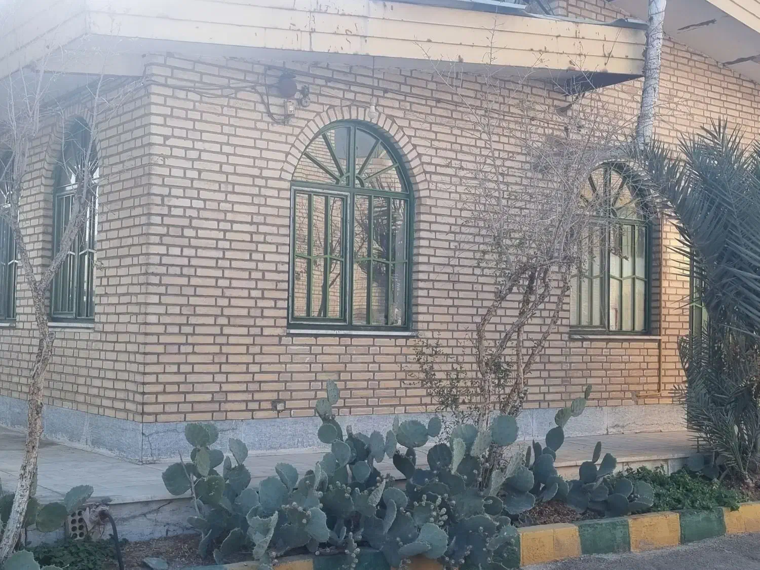 استخدام سرایداری و نگهبانی در کارخانه چرمشهر|استخدام سرایداری و نظافت|جوادآباد, |دیوار